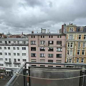  Apartment Zentrale 1-zimmer Wohnug In